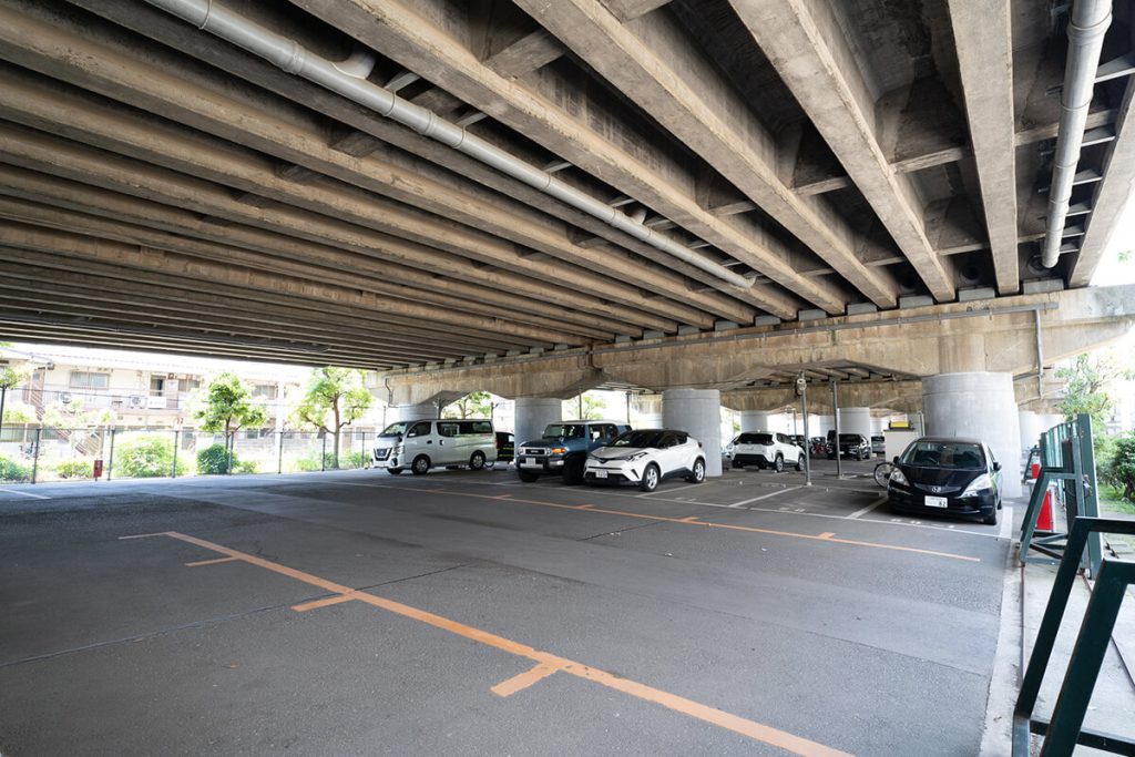 武庫川東第二駐車場